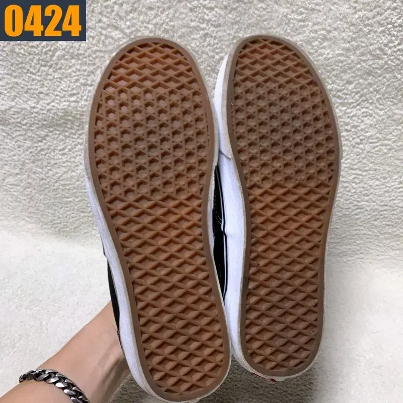 thumbnail-6